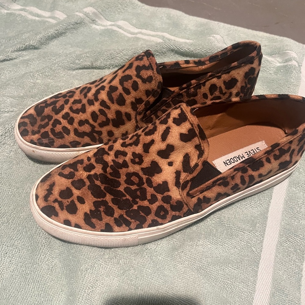 Women’s shoes